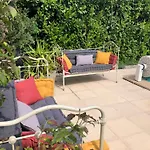 Les Loges De Bacchus شقة *