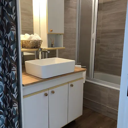 Les Loges De Bacchus Διαμέρισμα *