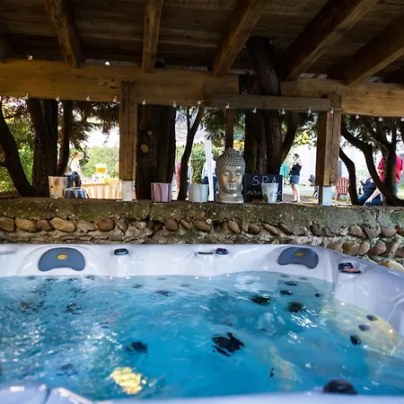 Les Loges De Bacchus